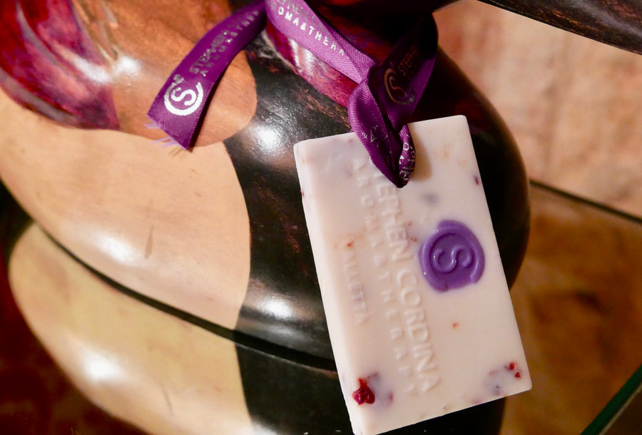 5 Handcrafted Wax bars with Rose Petals