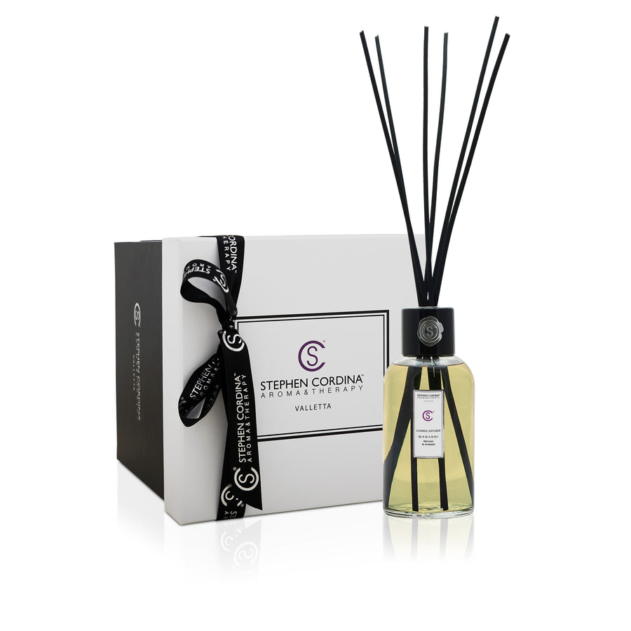 Mananni Room Diffuser 1000ml in a Luxury carrier box.