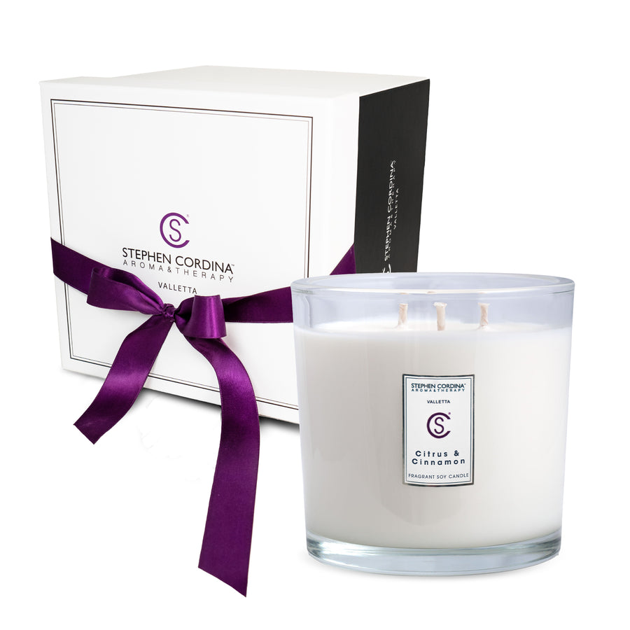 Citrus & Cinnamon Aromatherapy Candle 1000ml in a Luxury carrier box.